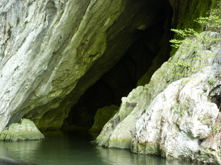 Ponicova cave