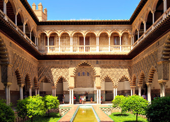Obraz premium Alcazar de Séville, Cour des demoiselles, 