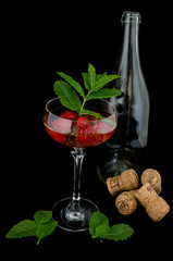 Erdbeeren im Sektglas
