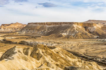 Горы в пустыне Негев