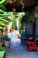 Fototapeta na wymiar Alley in Lefkara mountain vilage, Cyprus 