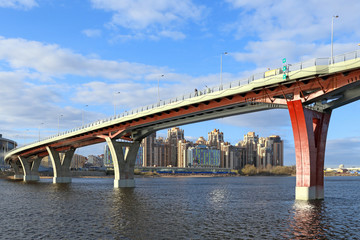 Views of the highway and houses a spring day in St. Petersburg