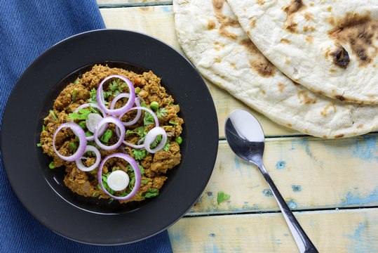 Mutton keema with bread