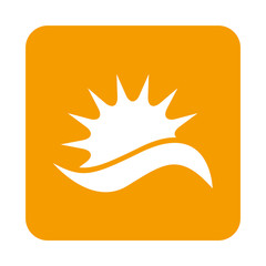 Icono plano sol con ola en cuadrado naranja