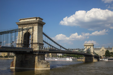 Obraz premium The Chain Bridge