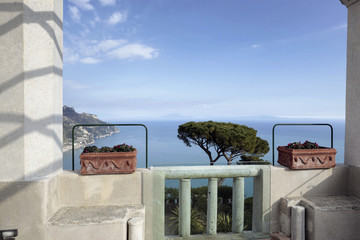 Ravello, veduta verso la Costa Amalfitana da Villa Rufolo