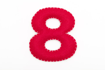 赤いフェルトの数字 8