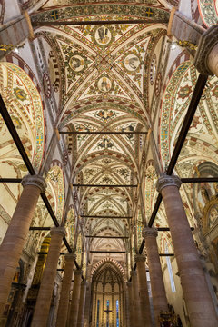  Interior of Sant'Anastasia Church in Verona, Italy. Sant'Anastasia is a church of the Dominican Order in Verona, it was built in 1280 -1400