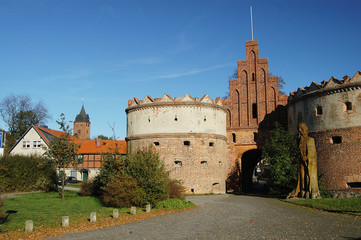 salzwedeler tor mit torwächter