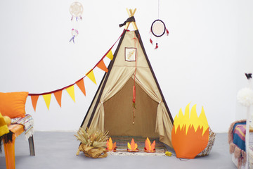 Child wigwam, catchers of dreams © Julia
