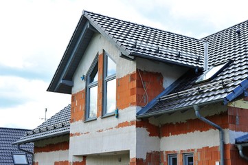 Gaube im Rohbau vor dem Verputzen