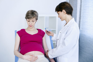 Fototapeta premium Blood sample being taken from pregnant woman