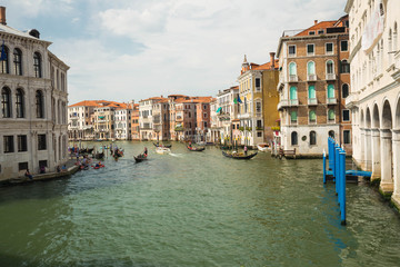 Fototapeta na wymiar Venice / View of the river and city