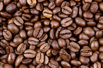 Roasted coffee beans