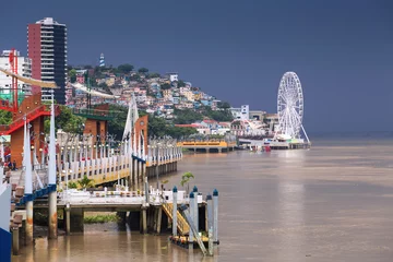 Deurstickers View of the Malecon and the Guayas River in Guayaquil, Ecuador © sunsinger