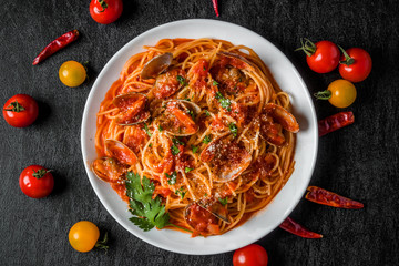 ボンゴレパスタ　Spaghetti with clam and tomato 