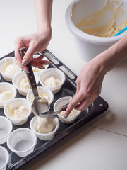 Cupcake muffin paper forms