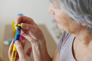 Treating diabetes in elderly p - obrazy, fototapety, plakaty