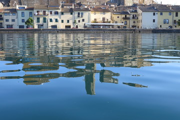 riflesso di Marta sulle acque del lago di Bolsena