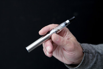 Electronic cigarette