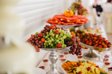 catering food for wedding buffet