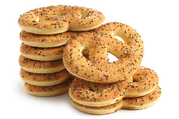 Knot-shaped pastries with poppy-seed and sugar