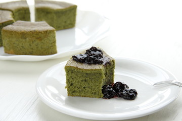 Matcha cakes