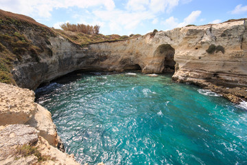 scogliera a Torre Sant'Andrea - Salento, Puglia