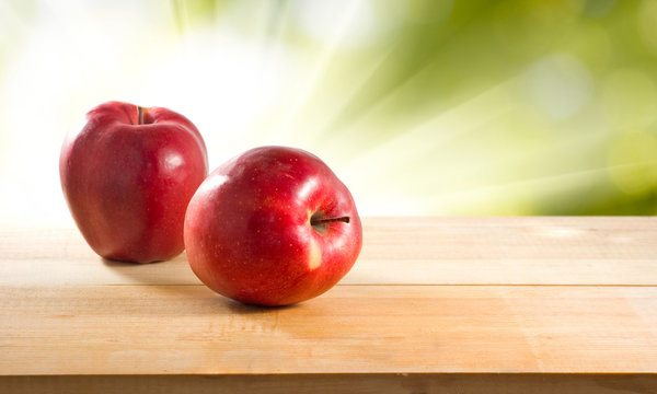 image of apples on a green background