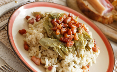 Risotto with artichokes and bacon