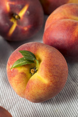 Raw Ripe Organic Yellow Peaches