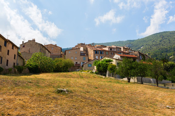Fototapeta na wymiar mountain village Seillans in the Provence, France