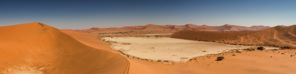 Fototapeta na wymiar Panorama of the dune landscape at Sossusvlei