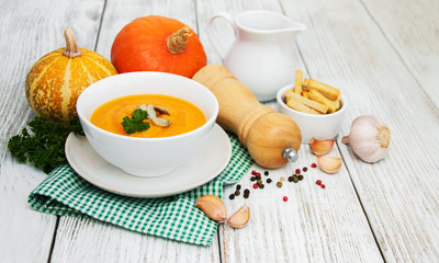 Pumpkin soup with fresh pumpkins