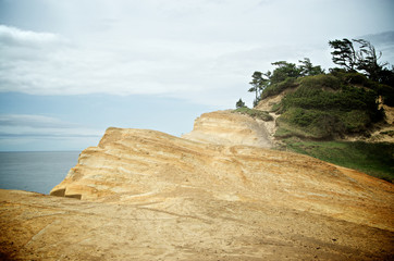 Sandy Cliffs Edge - 159043722