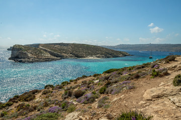 Fototapeta na wymiar The Blue Lagoon in Comino Island - Gozo, Malta