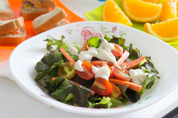 Salad with tomato