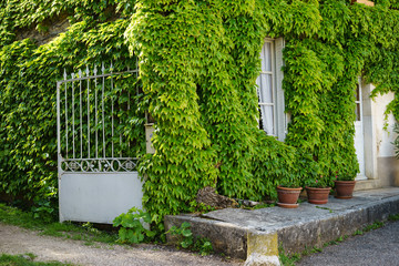 F, Burgund, Châteeauneuf-en-Auxois, "Plus beaux villages de France"