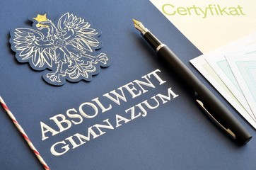 dyplom ukończenia szkoły © Pio Si