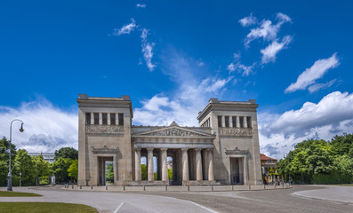 Obraz premium Plac Koenigsplatz w Monachium