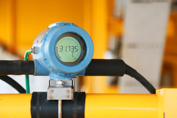 Pressure transmitter in oil and gas process, Send signal to controller and reading pressure in the...