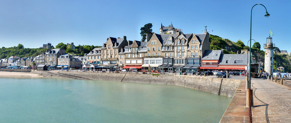 Naklejka premium Vue de Cancale - Ille et Vilaine
