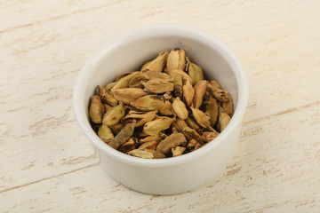 Dry cardamom seeds