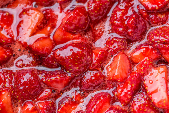 Fresh homemade strawberry sauce.