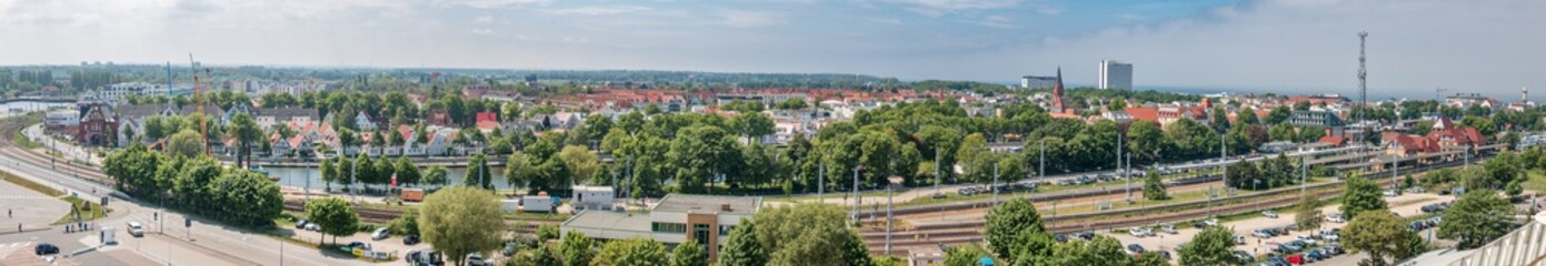 Fototapeta na wymiar Panorama Rostock Warnemünde