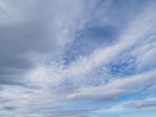 Fototapeta na wymiar 嵐の後の雲
