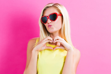 Young woman with sunglasses