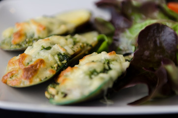 mussels with chees