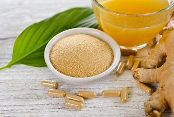 ginger root and capsules
