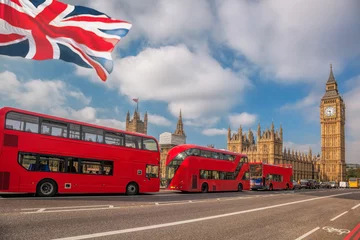 Tableaux ronds sur aluminium brossé Bus rouge de Londres Londres avec des bus rouges contre Big Ben en Angleterre, Royaume-Uni